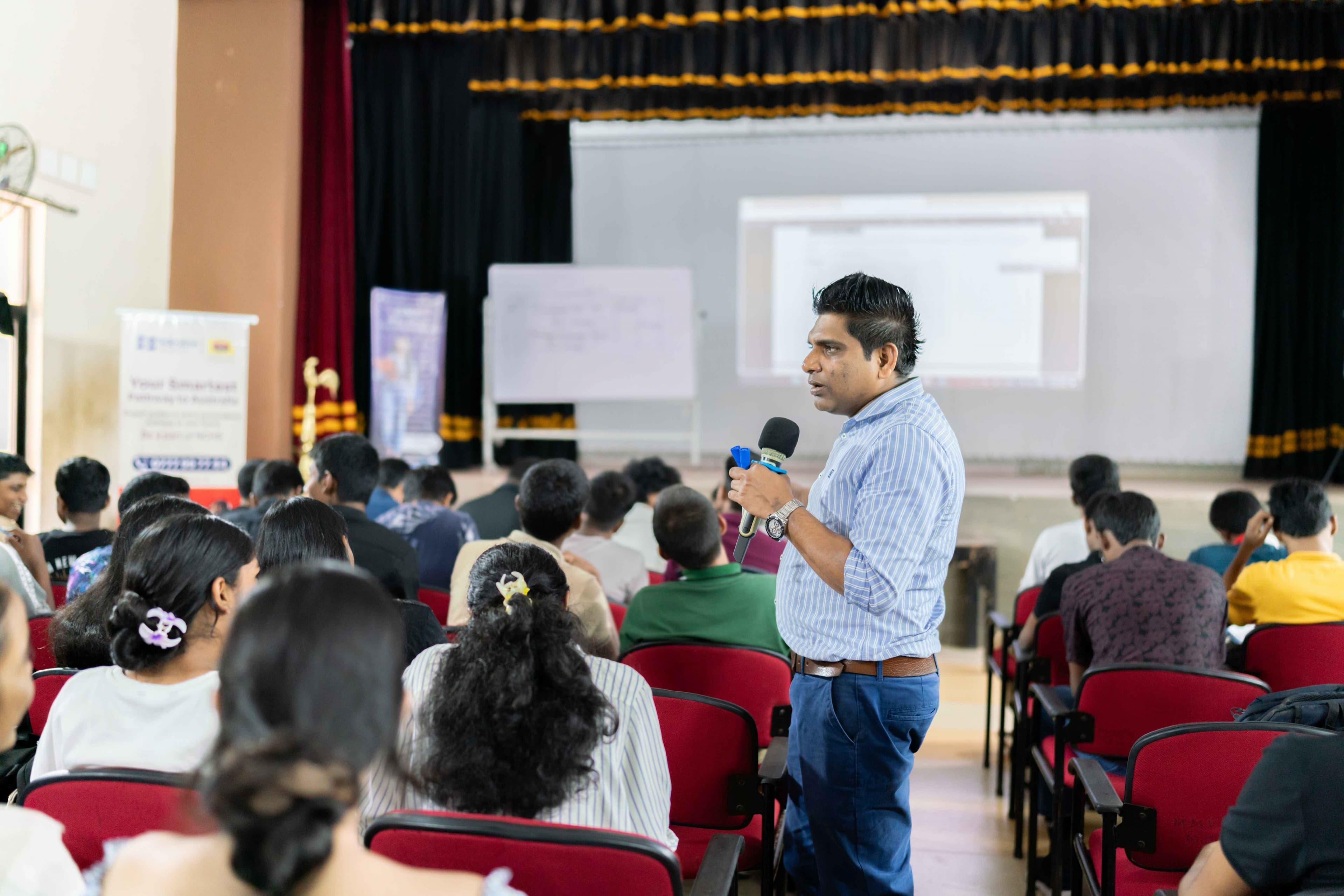 Big Blast Seminar — moment 2
