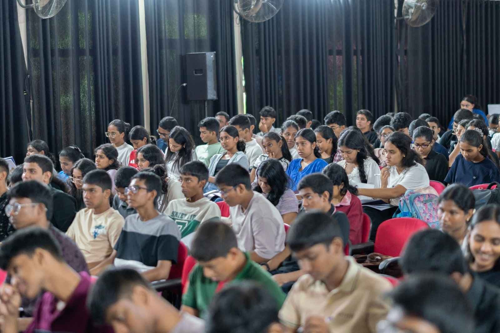 Big Blast Seminar — moment 5
